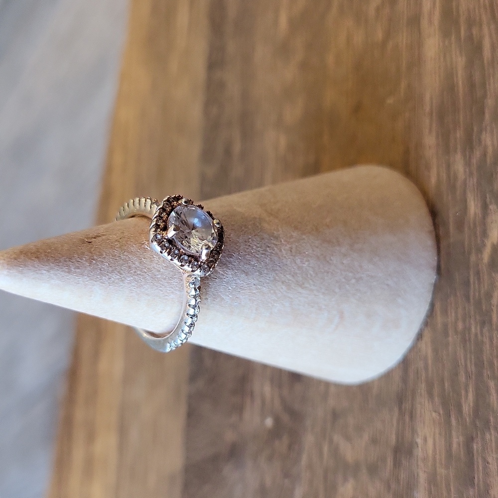Vtg Gold Tone Engagement Ring, Clear Stone Halo Setting Pave Band, Size 4.25 - Picture 3 of 13